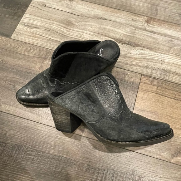 Free People Black Leather Suede Toluca Western Mules US 7 EU 37 - Picture 8 of 9